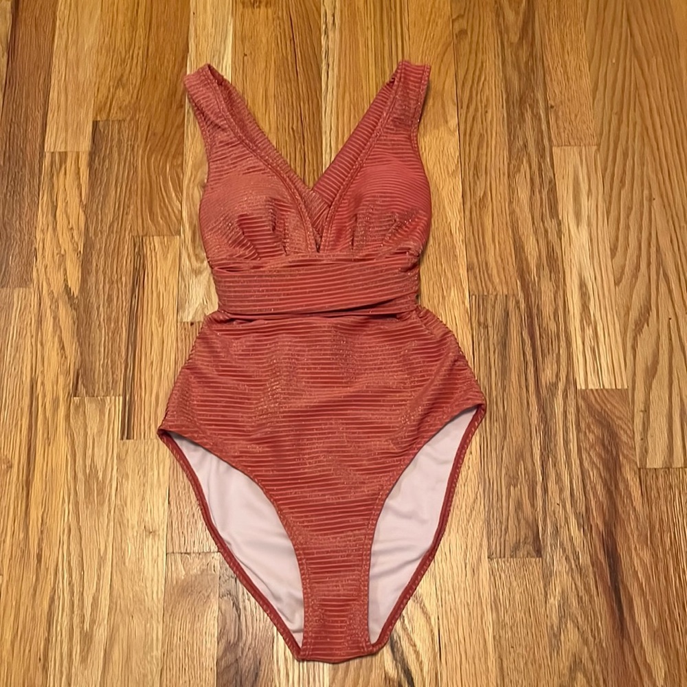 CUPSHE NWT One Piece SWIM Ruched Wrap Waist With a Crisscross Ribbed Back - Picture 4 of 5